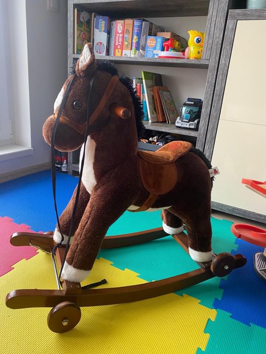 Balansoar Calut cu sunete