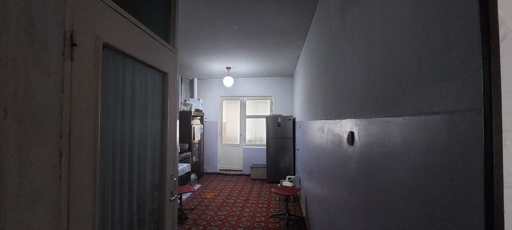 3× xonali kivartira sotiladi srochna