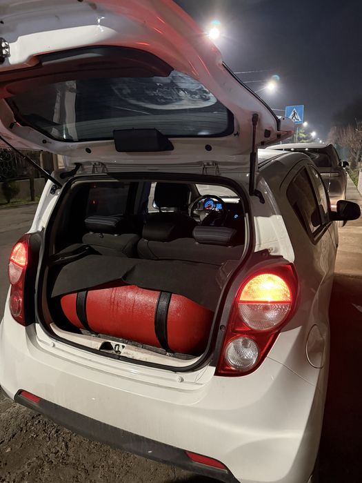 Spark sotiladi 2014 yil