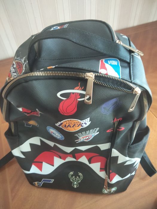 Рюкзак. Колобарация. Школа.