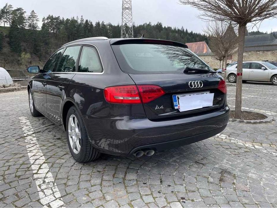 Vand AUDI a4  Euro5  2011