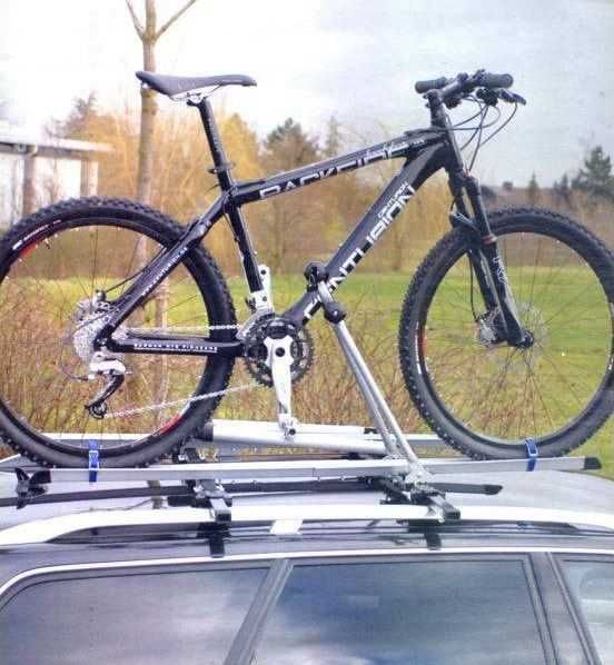 Suport bicicleta Menabo Huggy Lock cu prindere pe bare transversale