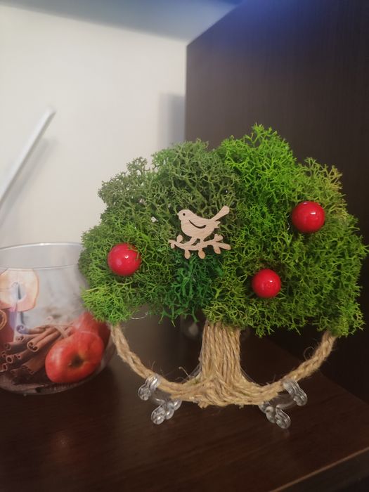 Подарък за 8 март – персонализирана картина със скандинавски мъх