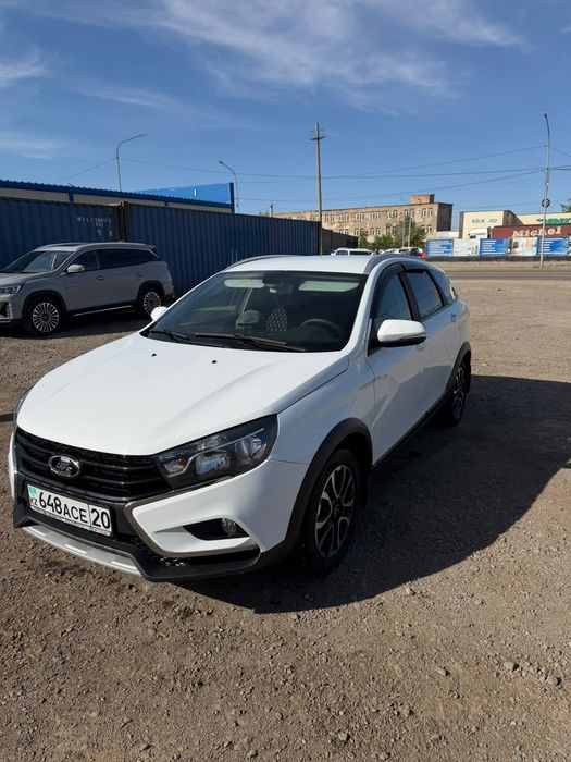 Продаю Lada Vesta 2020