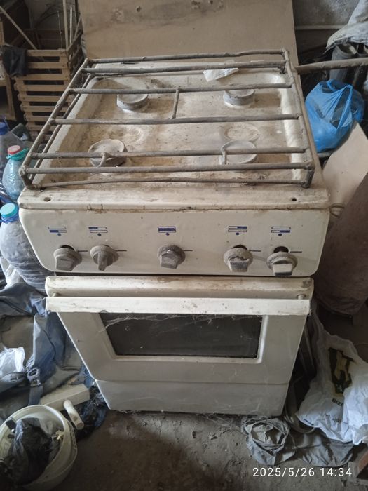 Продам дерева брус и деспе и двер и газплити