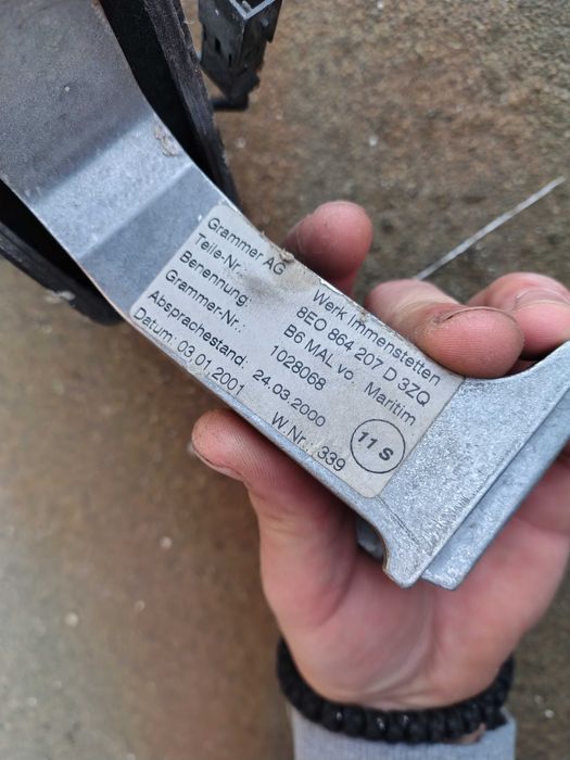 Ауди а3 8л 1999 Сд чейнджър подлакътник за Ауди В6 и стопове е30