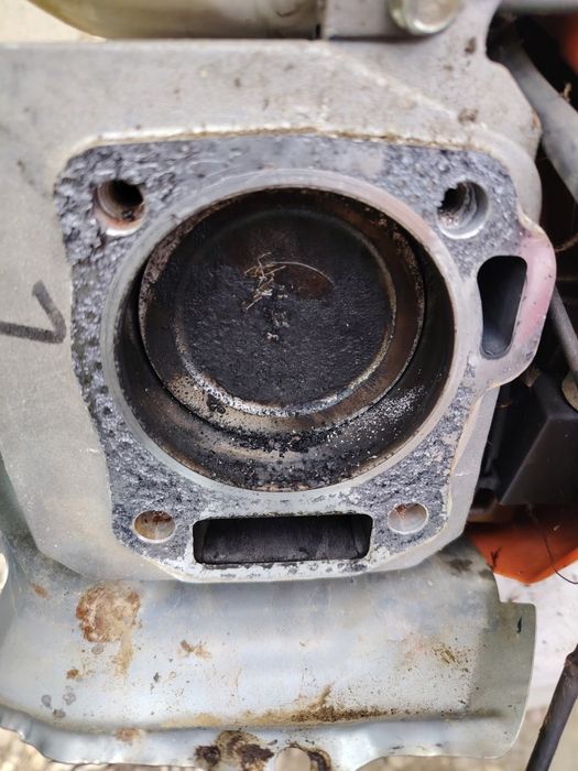 Reparații capitale motoare în 2 și în 4 timpi