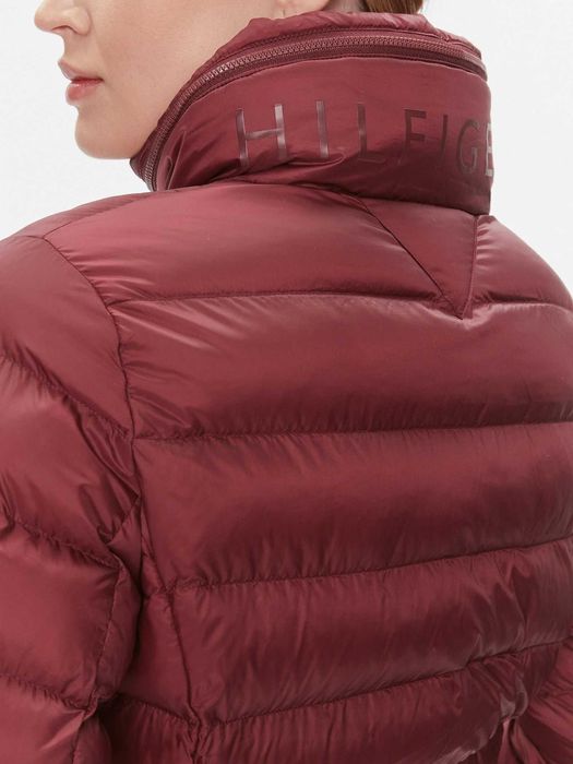 Tommy Hilfiger женско зимно яке размер L