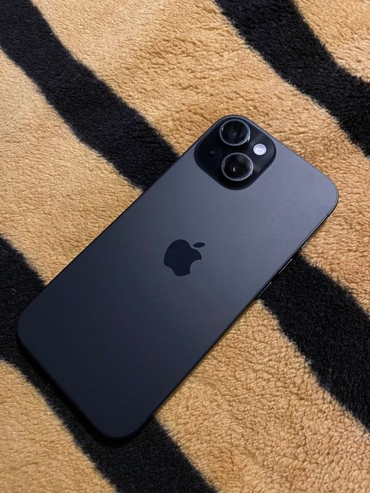 Vând iPhone 15 nou