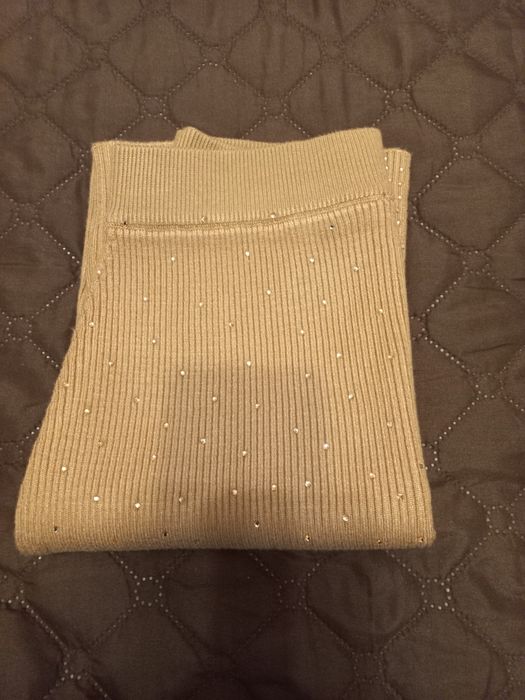 Дамска рипсена пола