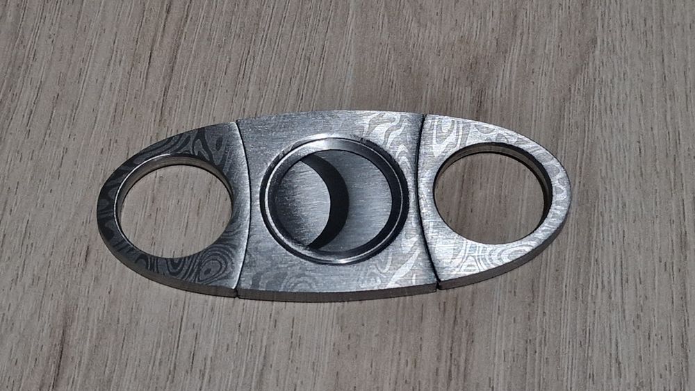 Кутия за пури с дигитален термометър и влагомер