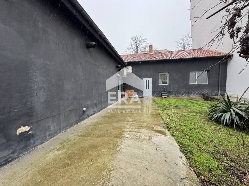 Продава се Магазин в Силистра, Център - 185 кв.м за 487 €/кв.м - Снимка #8
