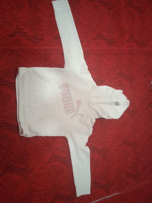 Qishgi kiyim sotiladi