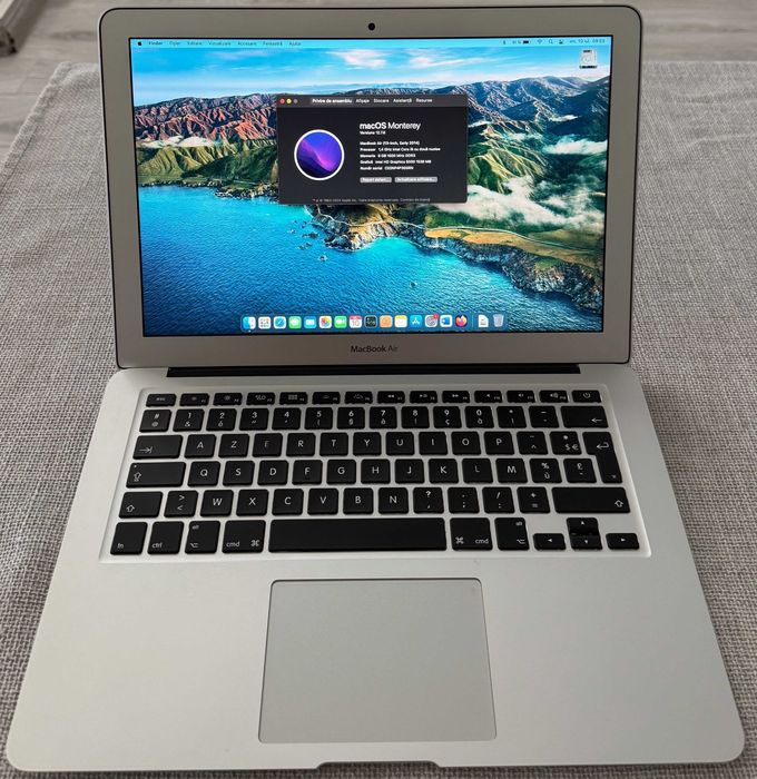 Apple MacBook Air 8 GB/256 SSD in stare perfecta!