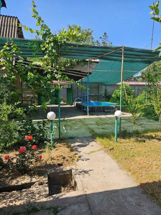 Дала ховли сотилади