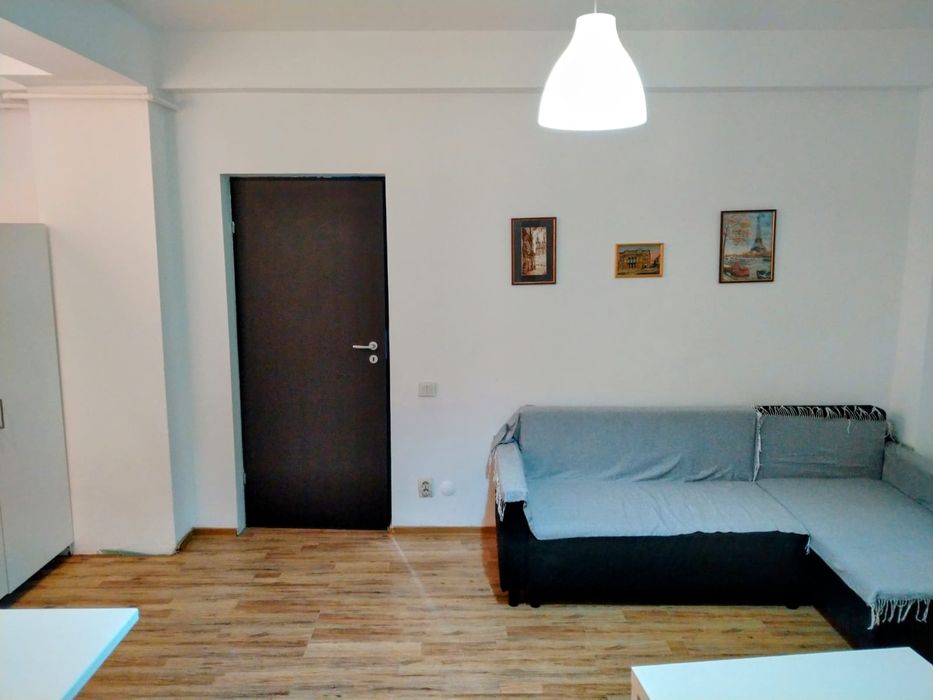 Inchiriez garsoniera Dobroești