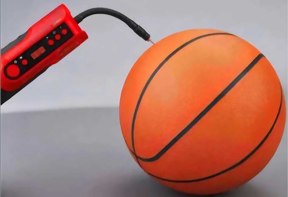 Compresor  portabil  cu acumulator si lanterna ULTIMATE SPEED