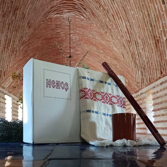 Neaoș boardgame joc românesc de strategie