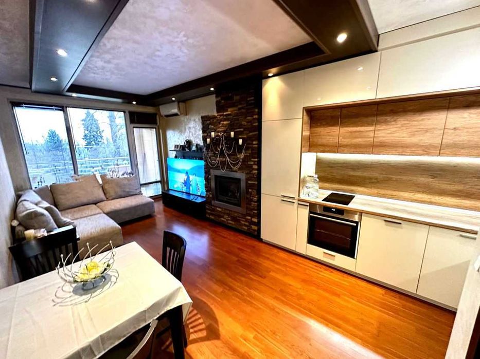 Дава се под наем Тристаен апартамент в Варна, м-т Св. Никола - 120 кв.м за 997.05 € - Снимка #1