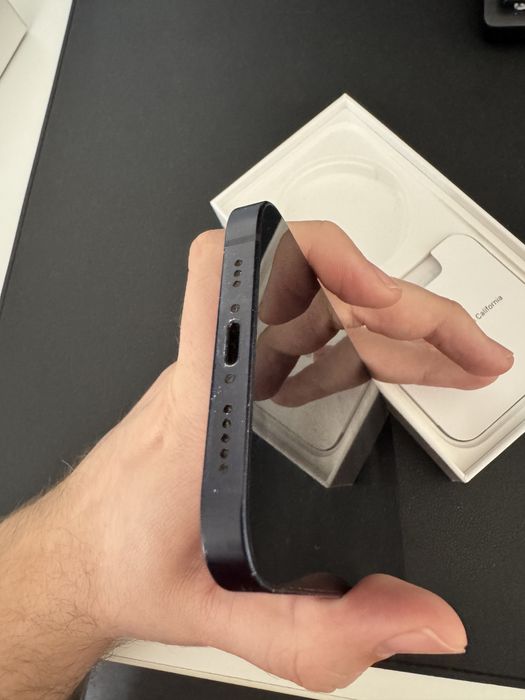 iPhone 12 Black 64GB