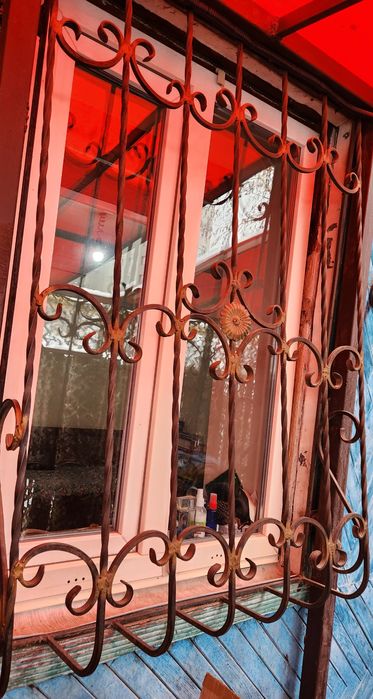 Решётки для окон цена за обе 18000