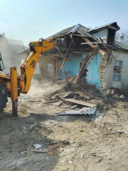 Демонтаж и снос.