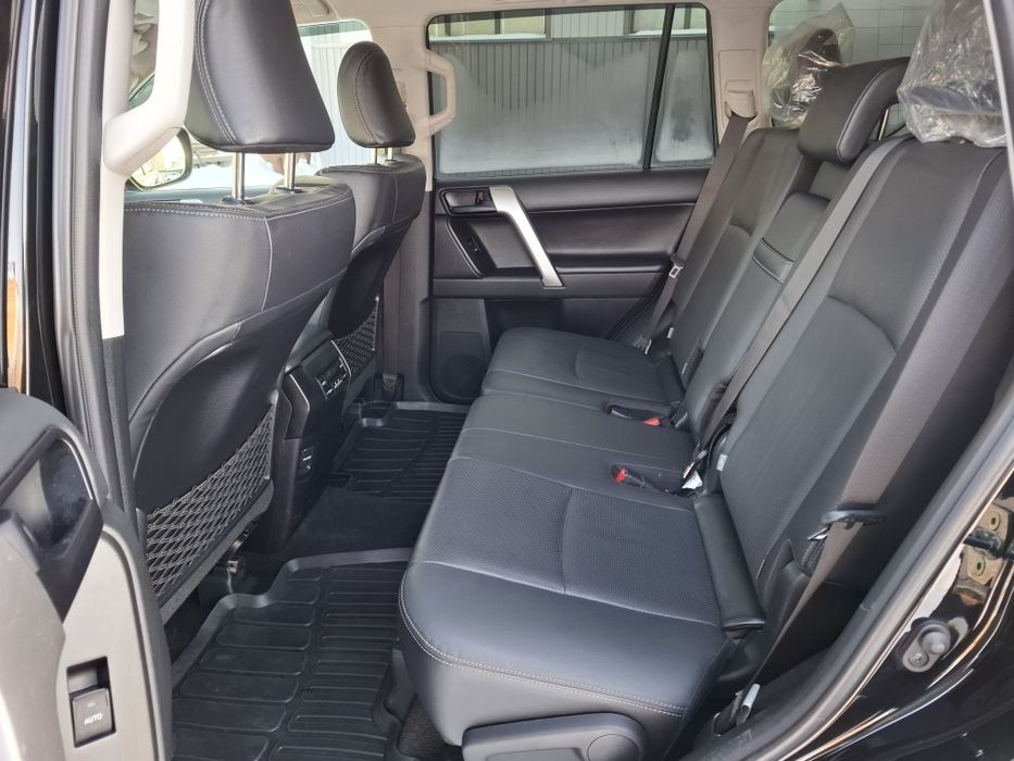 Прокат авто с водителем