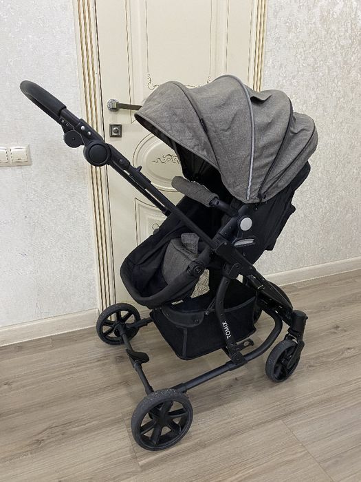 Продам коляску Tomix
