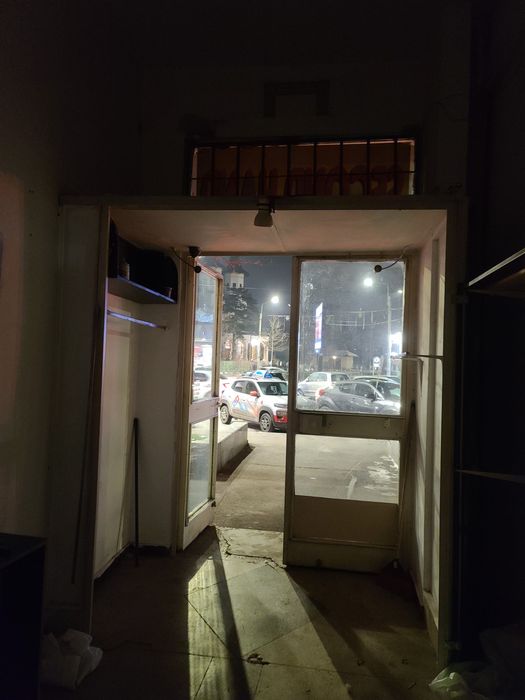 Închiriez spațiu comercial 10mp