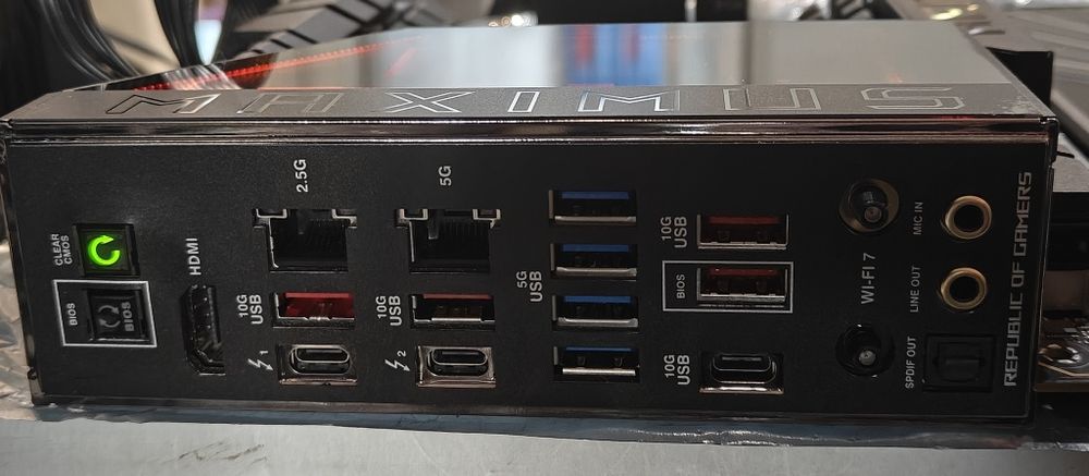 Core Ultra 7 265k + Asus ROG Maximus Z890 Hero