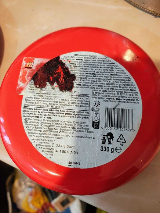 Cutie metalica sandwich M&M