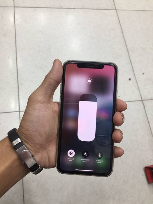 Iphone 11 pro 64 GB KH/A rangi Gold