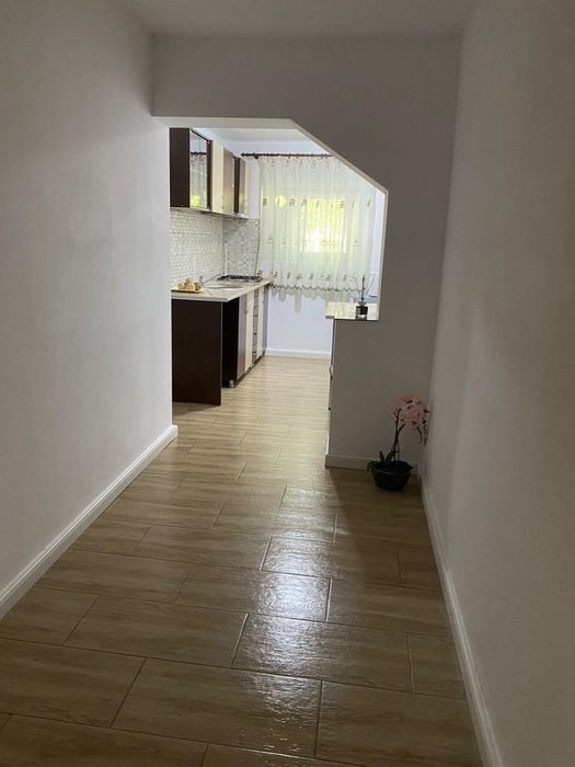 Inchiriez apartament 2 camere