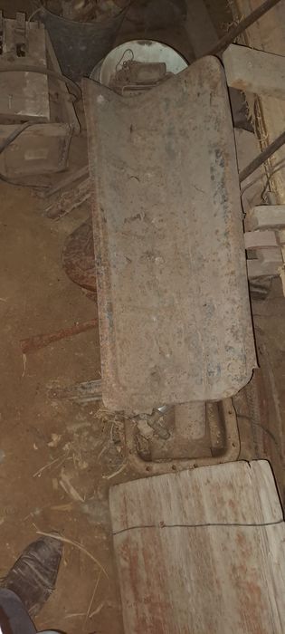 Gaz 53 kapoti ha'm ayaq basip miniw satiladi baxasi 500 minʼ