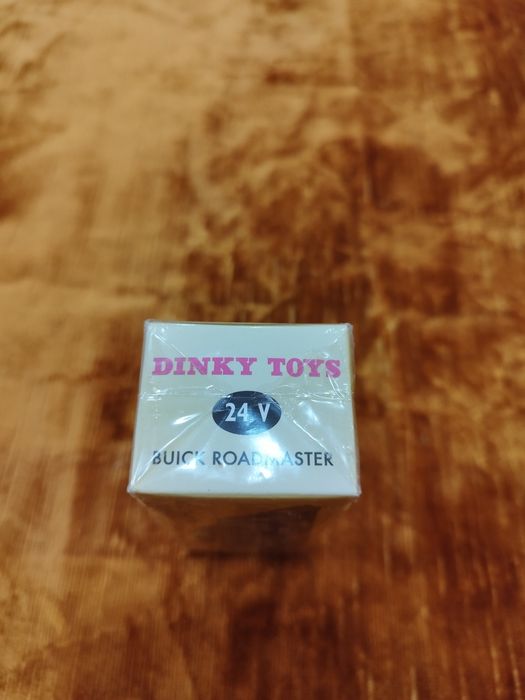 Продавам макет на количка