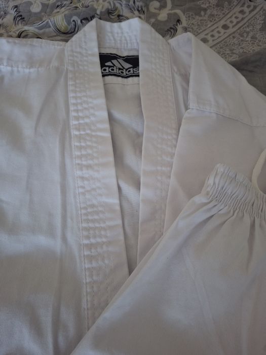 Продам кимоно 110