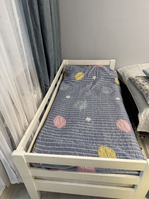 Продается Кровать 180*80