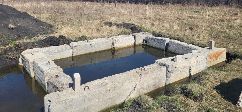 Продам железобетонные блоки