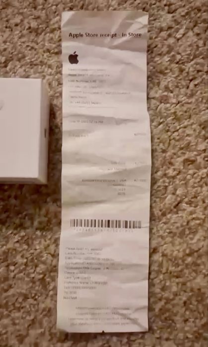 Apple AirPods Pro 3 с чантичка