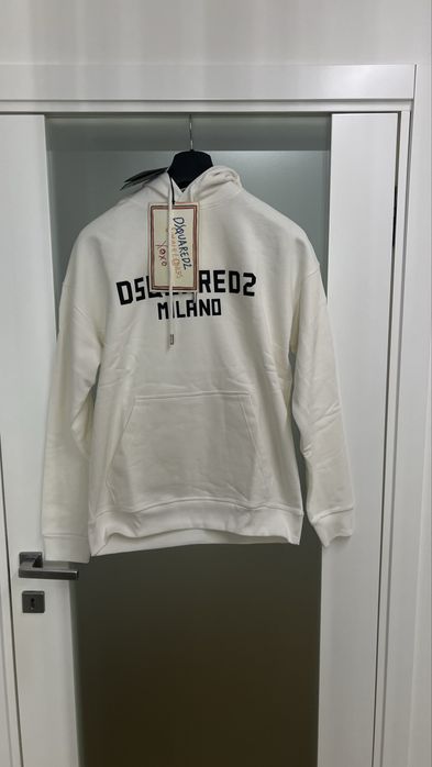 Суитчъри DSQUARED2 MILANO Пълна  серия от S до XXL.С етикети,всичко