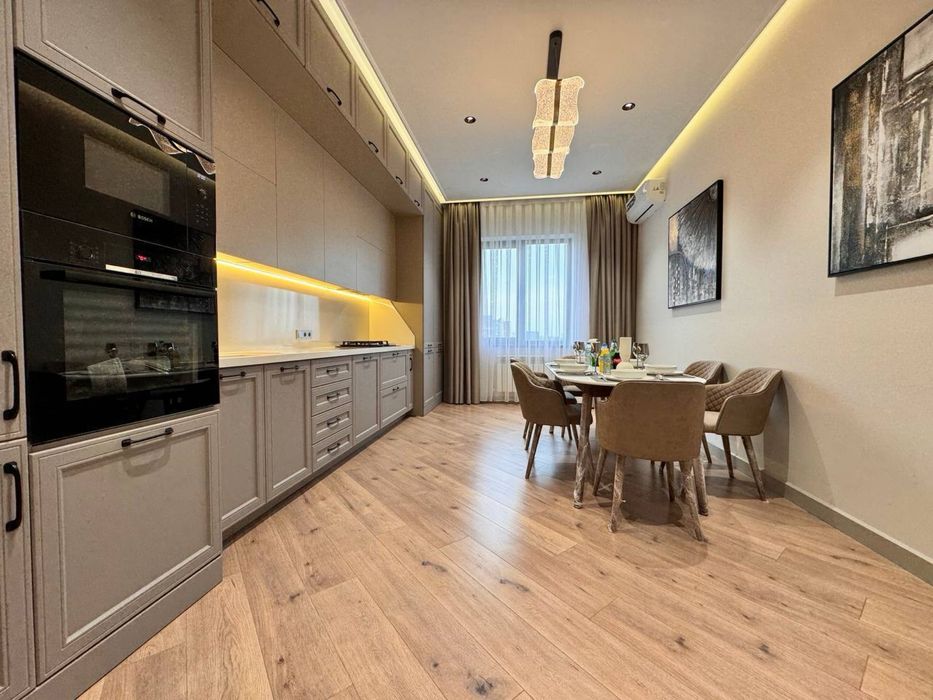 Gabus на Тараса Шевченко! Шикарная 4х комнатная квартира в центре !