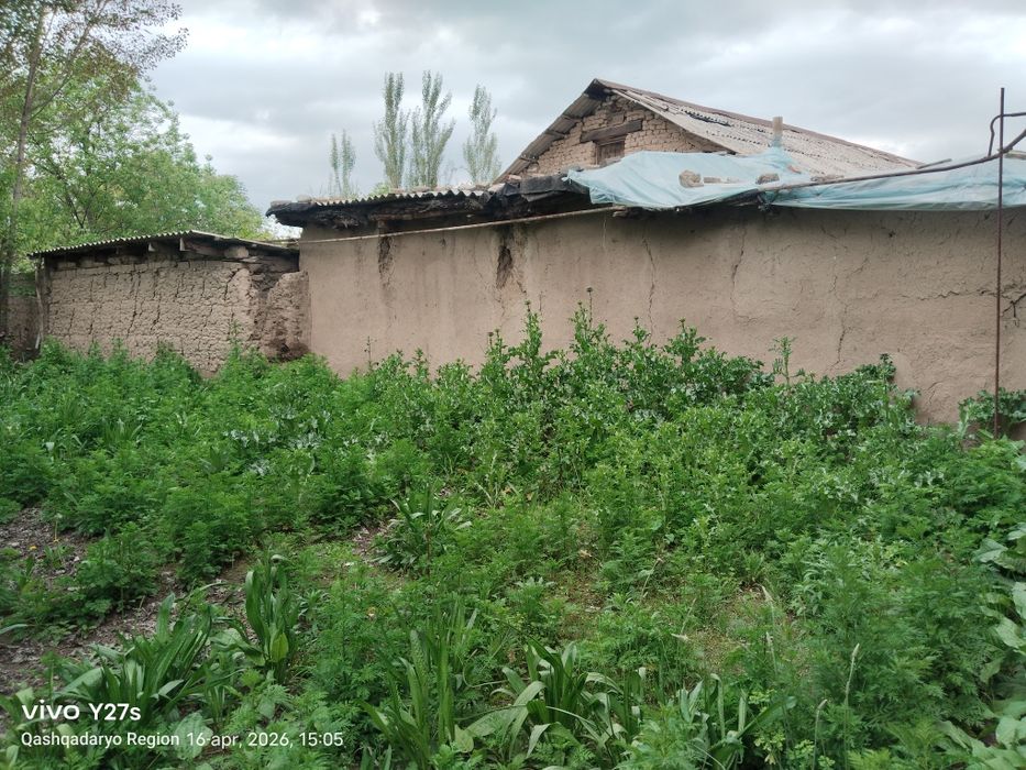 Quruq er maydoni sotiladi