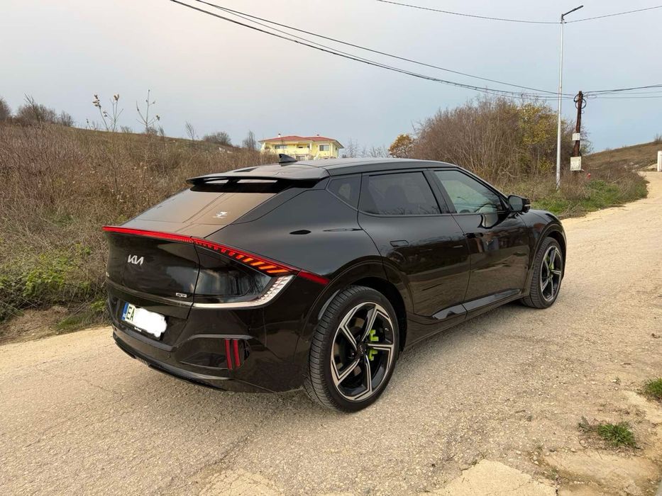 KIA EV6 GT 585 hp