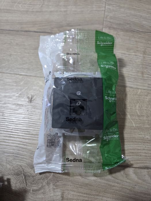 Розетка за интернет SCHNEIDER Sedna