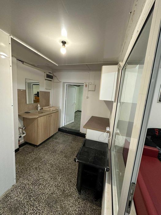 Дава се под наем Магазин в Пловдив, Тракия - 110 кв.м за 650 € - Снимка #4