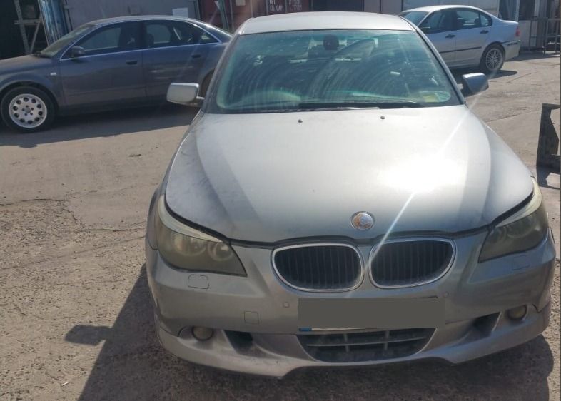 Dezmembrari  BMW 5 (E60, E61)  2003  > 2010 525 d Motorina