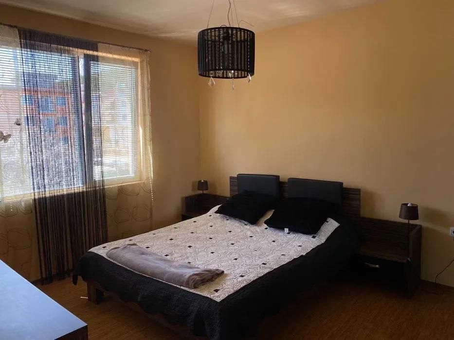 Двустаен апартамент в района на Виница!