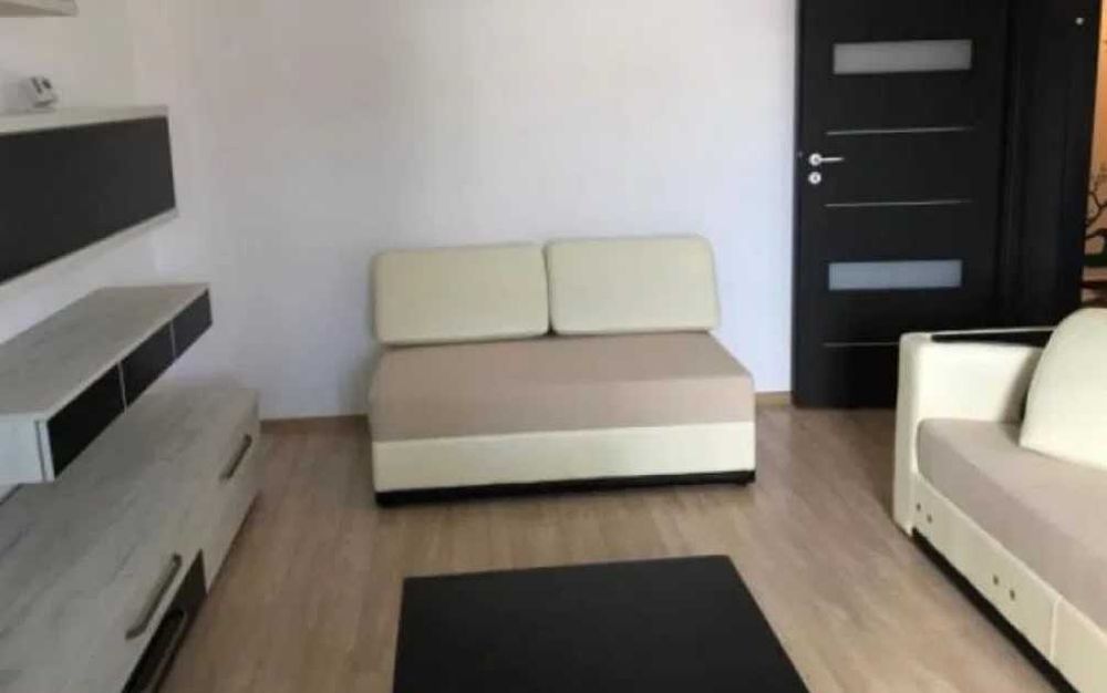 Дава се под наем Тристаен апартамент в Пловдив, Южен - 79 кв.м за 408 € - Снимка #1