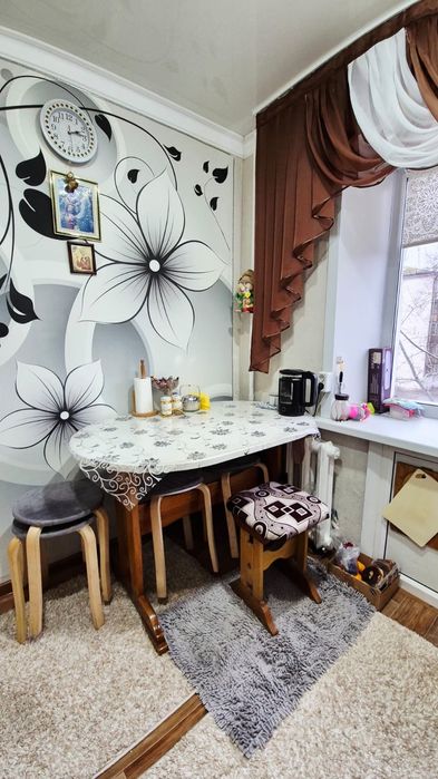 Продам 1-ком кварт. Уют.