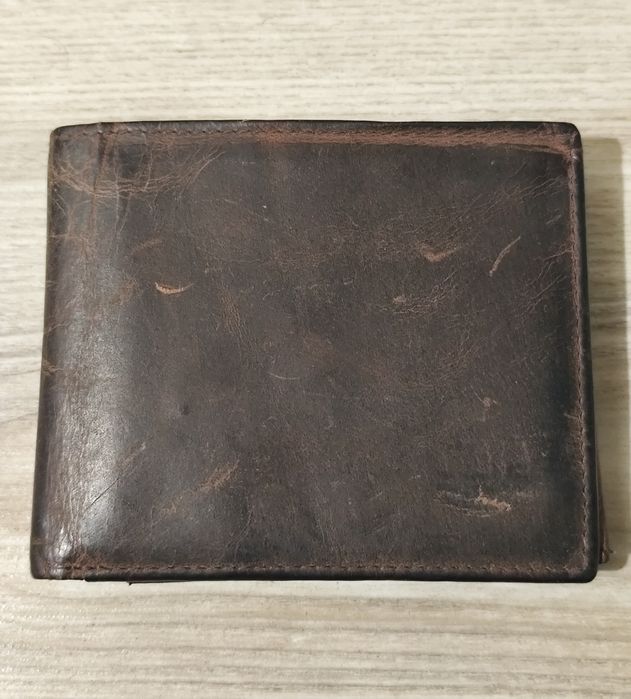 Vând portofel bărbătesc vintage piele naturala maro nou